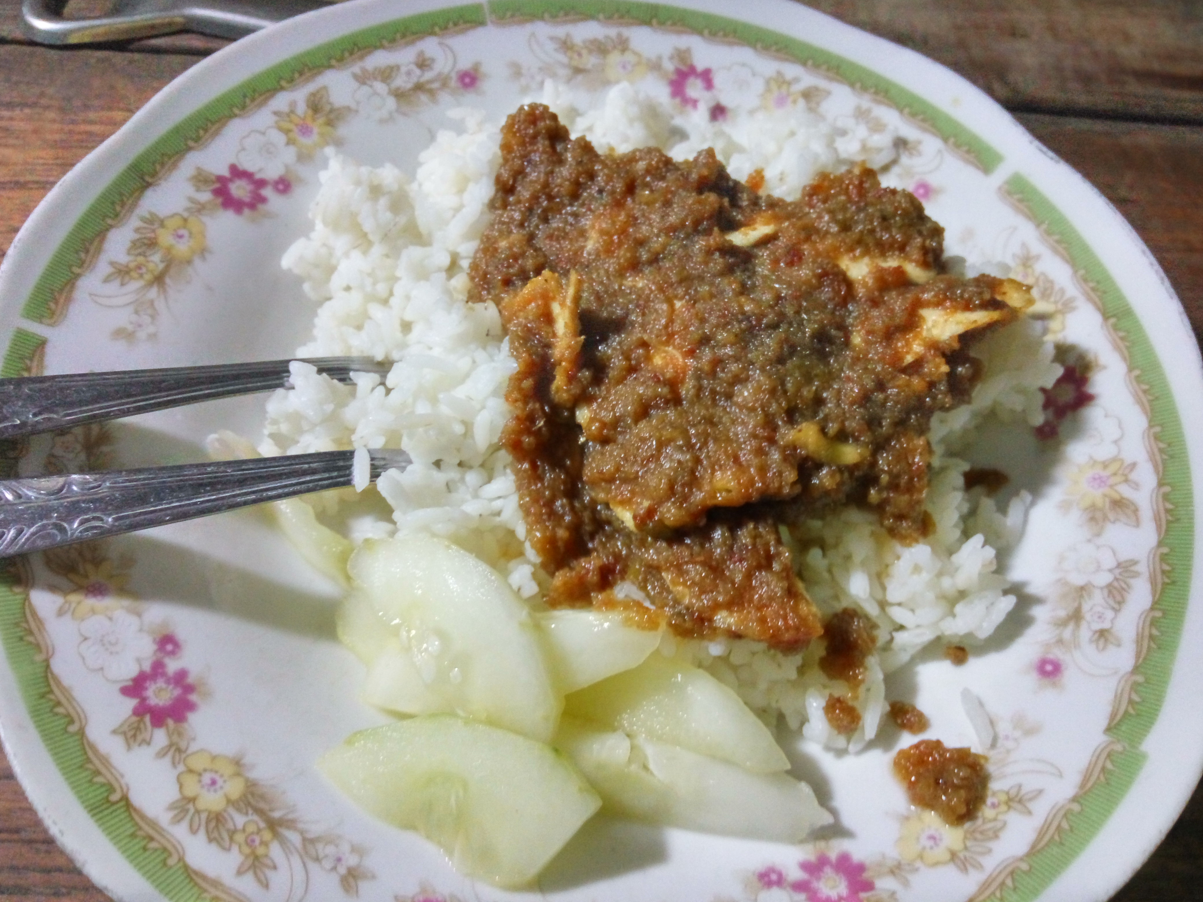 Kuliner Surabaya Nasi Ayam Simolawang Baru Sekolahan Gg I, Kapasan ngangenin