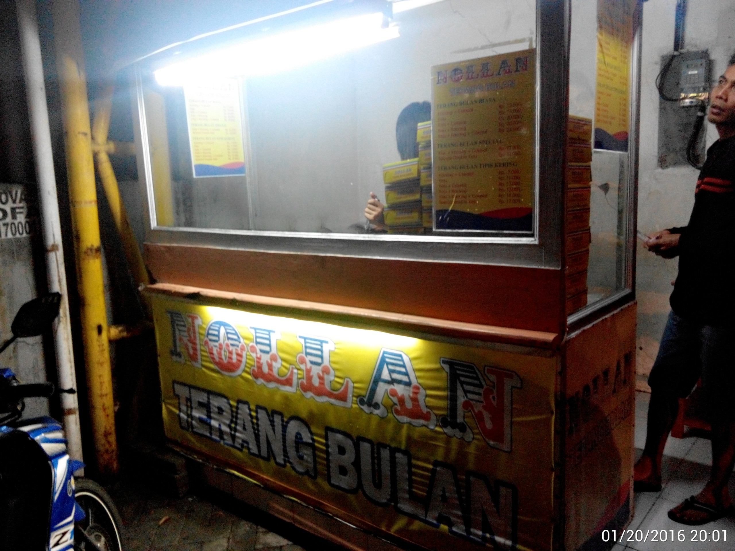 penampakan depan