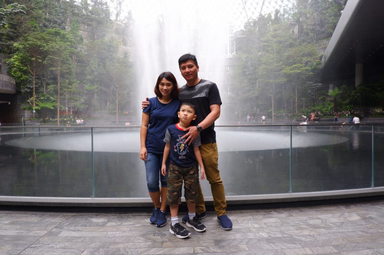 foto jewel dari samping